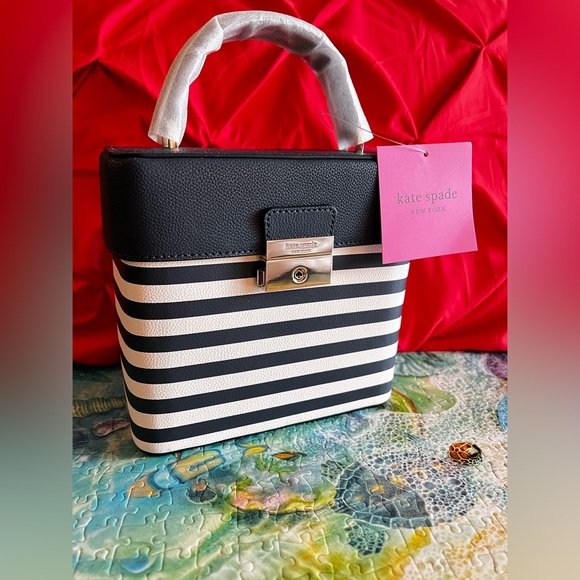 Kate Spade Voyage Striped Small Top Handle Bag ~ SOLD OUT~ NWT - Picture 1 of 6